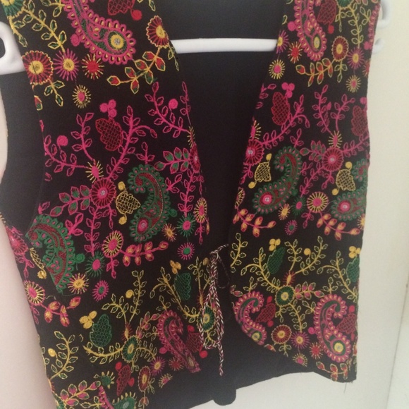 Ethnic cropped top - Picture 3 of 4